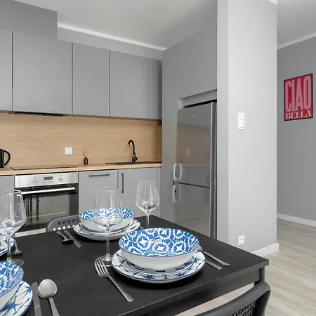 Apartment Spacious With Balcony And Gym By Renters *